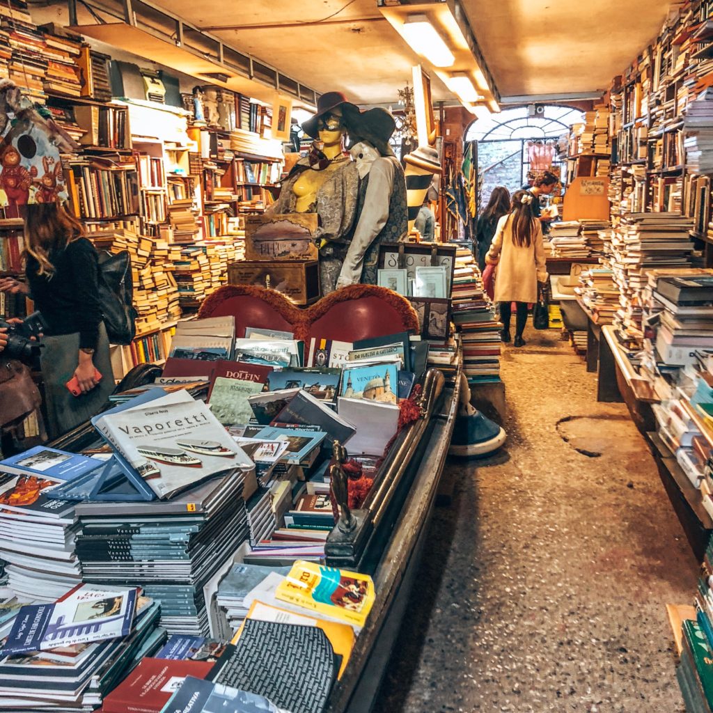 Water book store Venice 